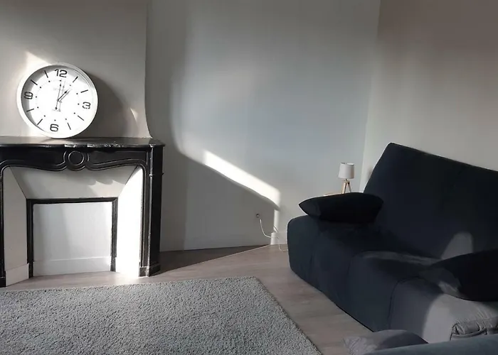 Guibert 17 F2 47 M2 Caudebec Etage 1 Sweet Home